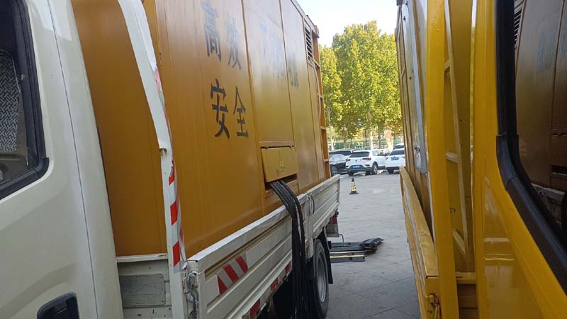 陵水如何判断柴油发电机组和UPS电源的切换时间是否符合要求？