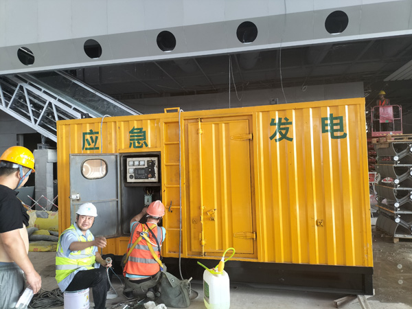 陵水怎样判断空气滤清器是否需要更换？